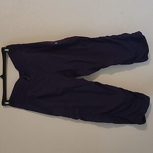 Lululemon athletica cropped pants purple 19' inseam